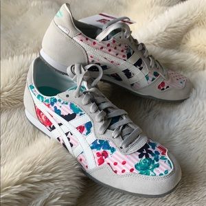 Onitsuka tiger tennis shoe